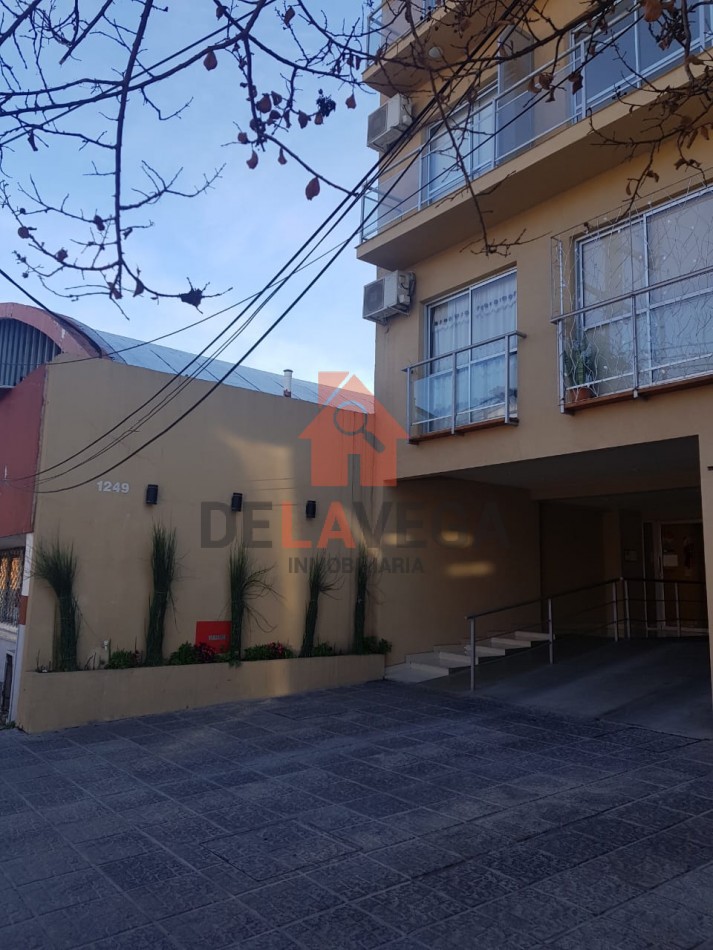 VENTA DPTO MITRE AL 1200